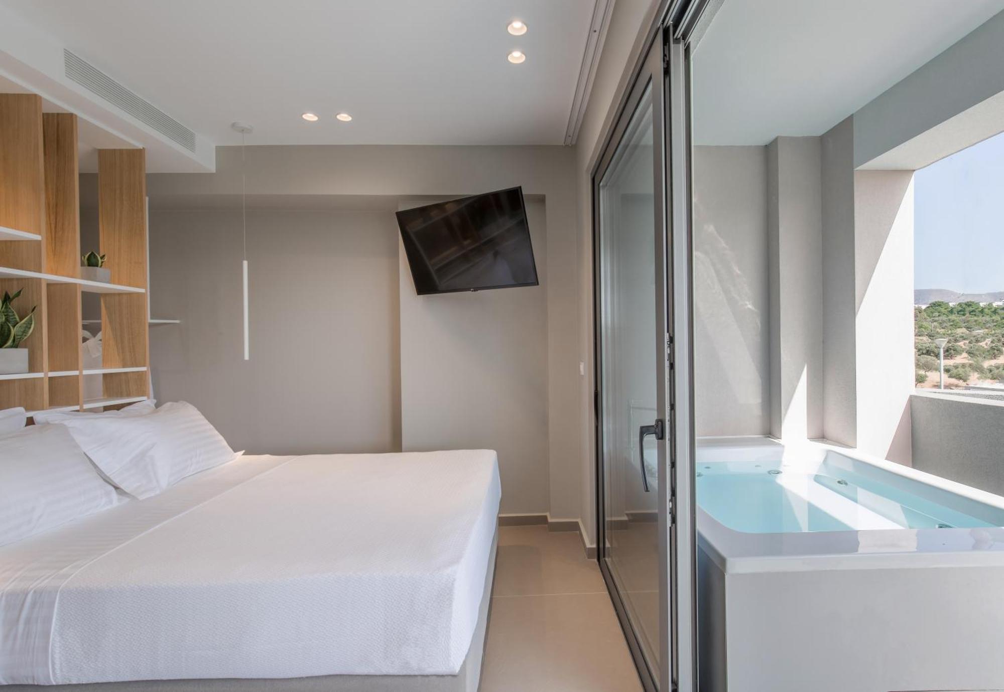 Noemie Luxury Suites Ханья Номер фото